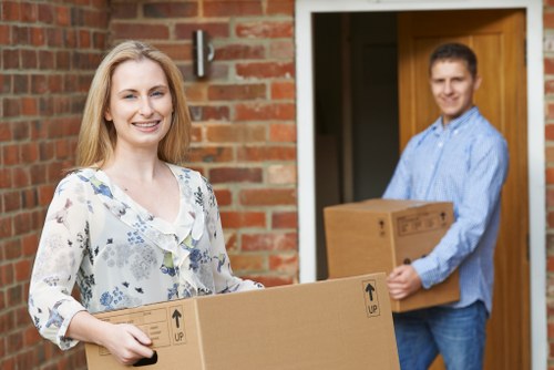 Packing and moving support for East Sheen properties