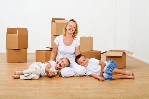 Removal van service for Eastsheen residential and commercial moves