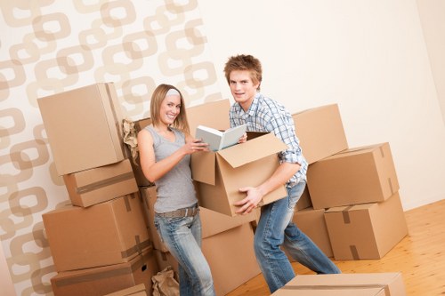 Professional moving support and secure transport in East Sheen